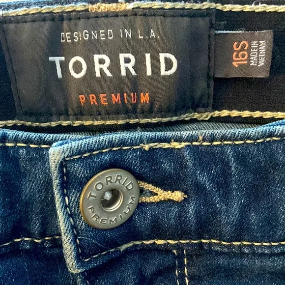 Demure! TORRID Premium Sky High Skinny SZ 16S - Picture 6 of 9